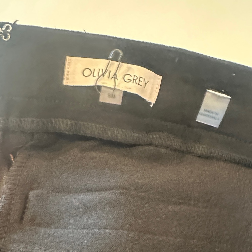 NWT Olivia Grey Black Women's Suede-Look Pencil Skirt - Picture 2 of 3